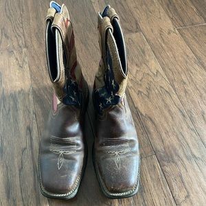 Women’s size 10 American flag Durango boots